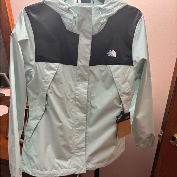 North Face ANTORA HOODED RAINCOAT IN BABY BLUE - Picture 3 of 5